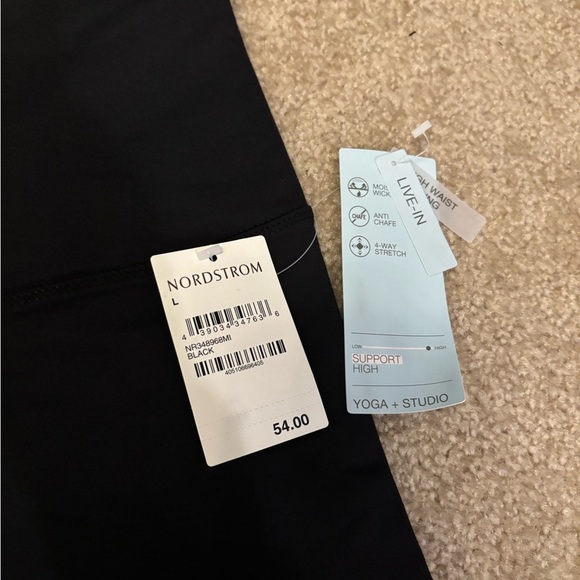 Zelle NWT Black Leggings - Picture 5 of 6